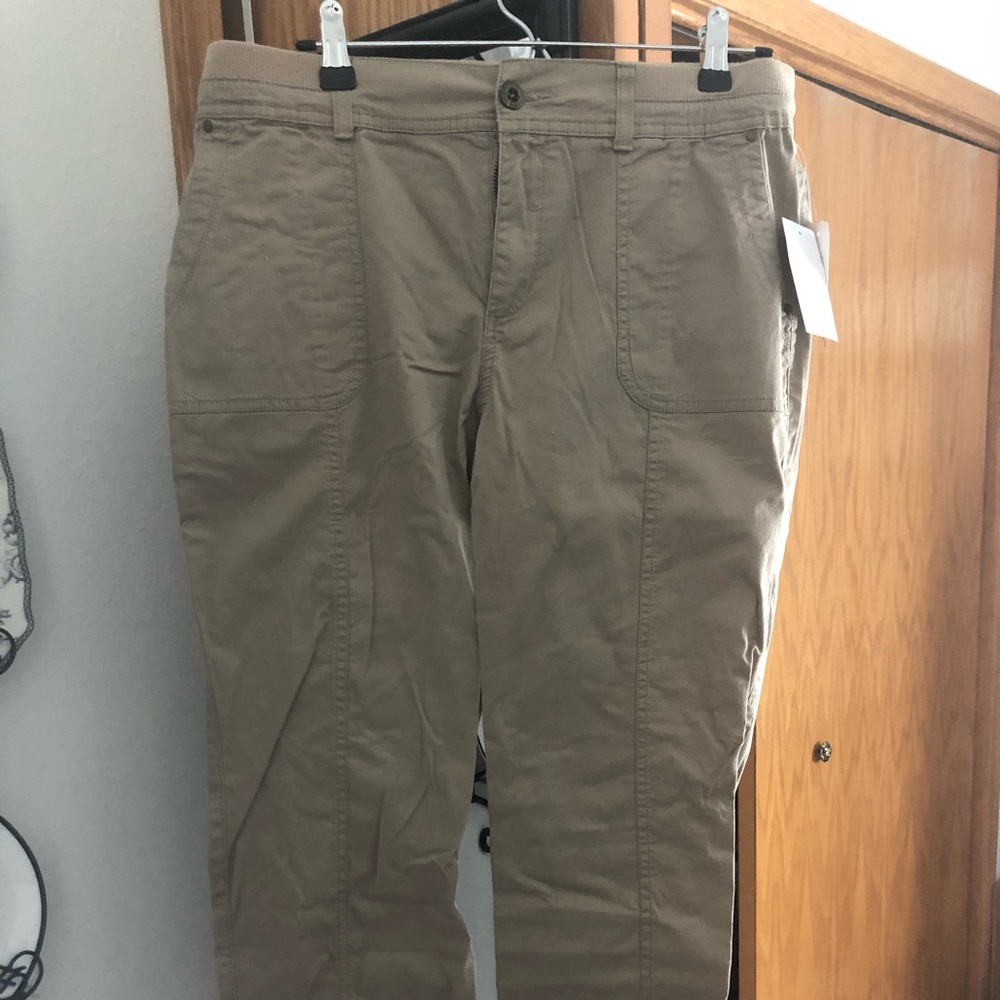 Croft and Barrow convertible pants / capris